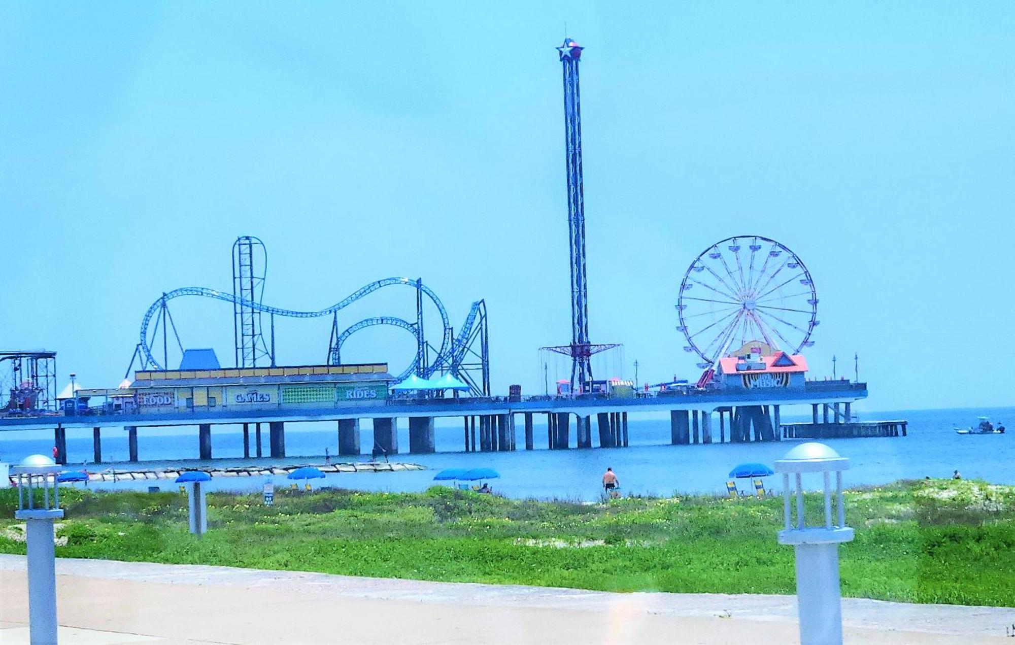 Casaazul-2605B-Pleasure Pier & Beach A Block Away- 3Bed 2Bath 7 Beds- 7 Minutes To Cruise Terminal Galveston Exterior foto